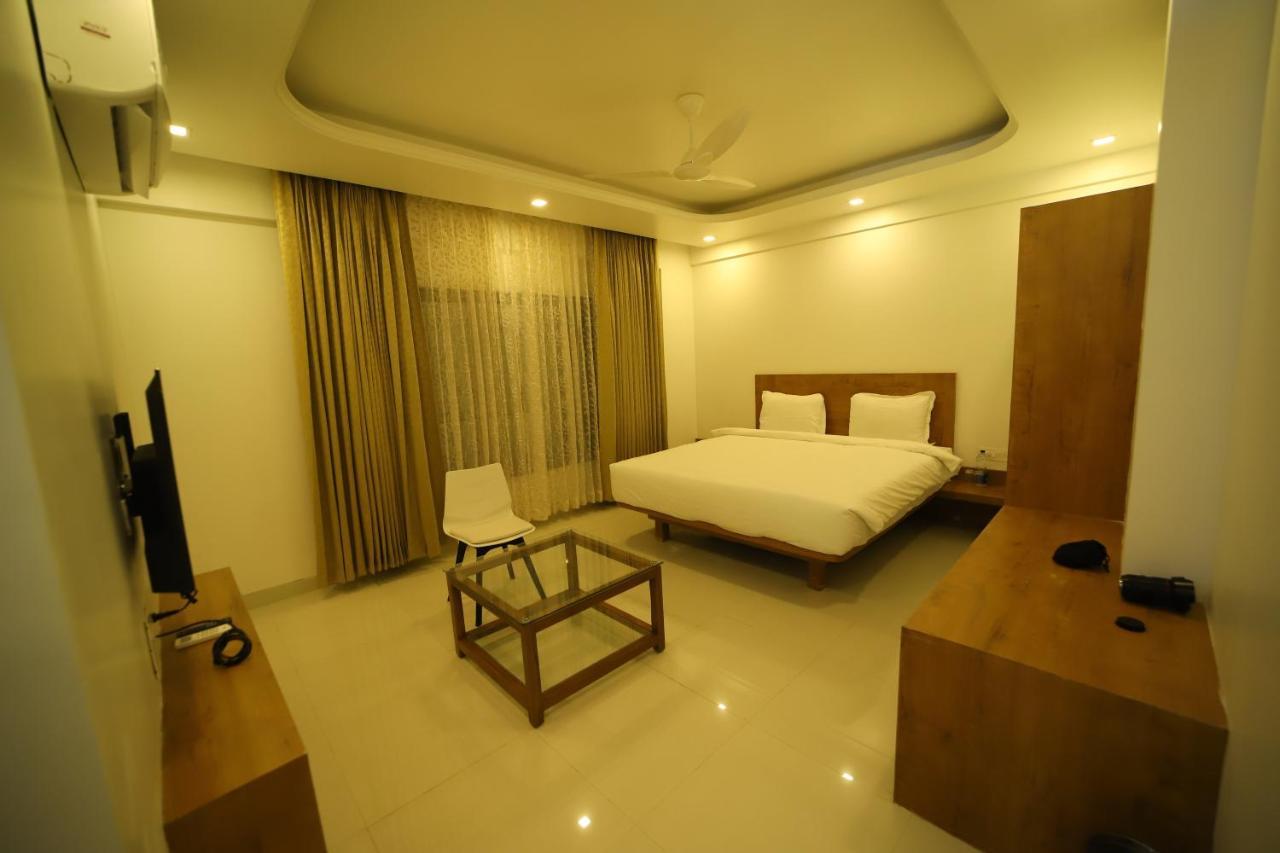 The Orange Flag, Phulambri Hotel Ganori Exterior photo