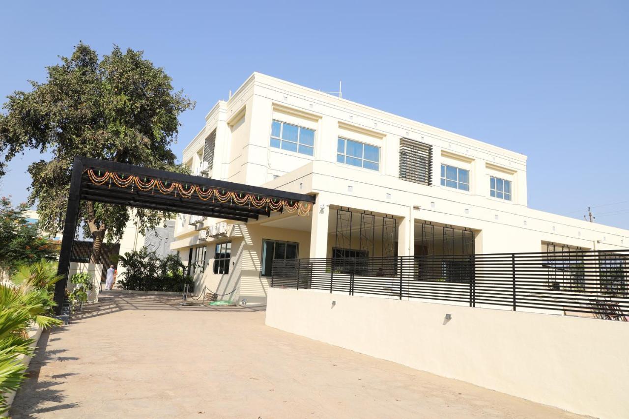 The Orange Flag, Phulambri Hotel Ganori Exterior photo